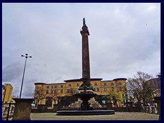 Wellingtons Column 02